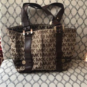 Michael Kors tote